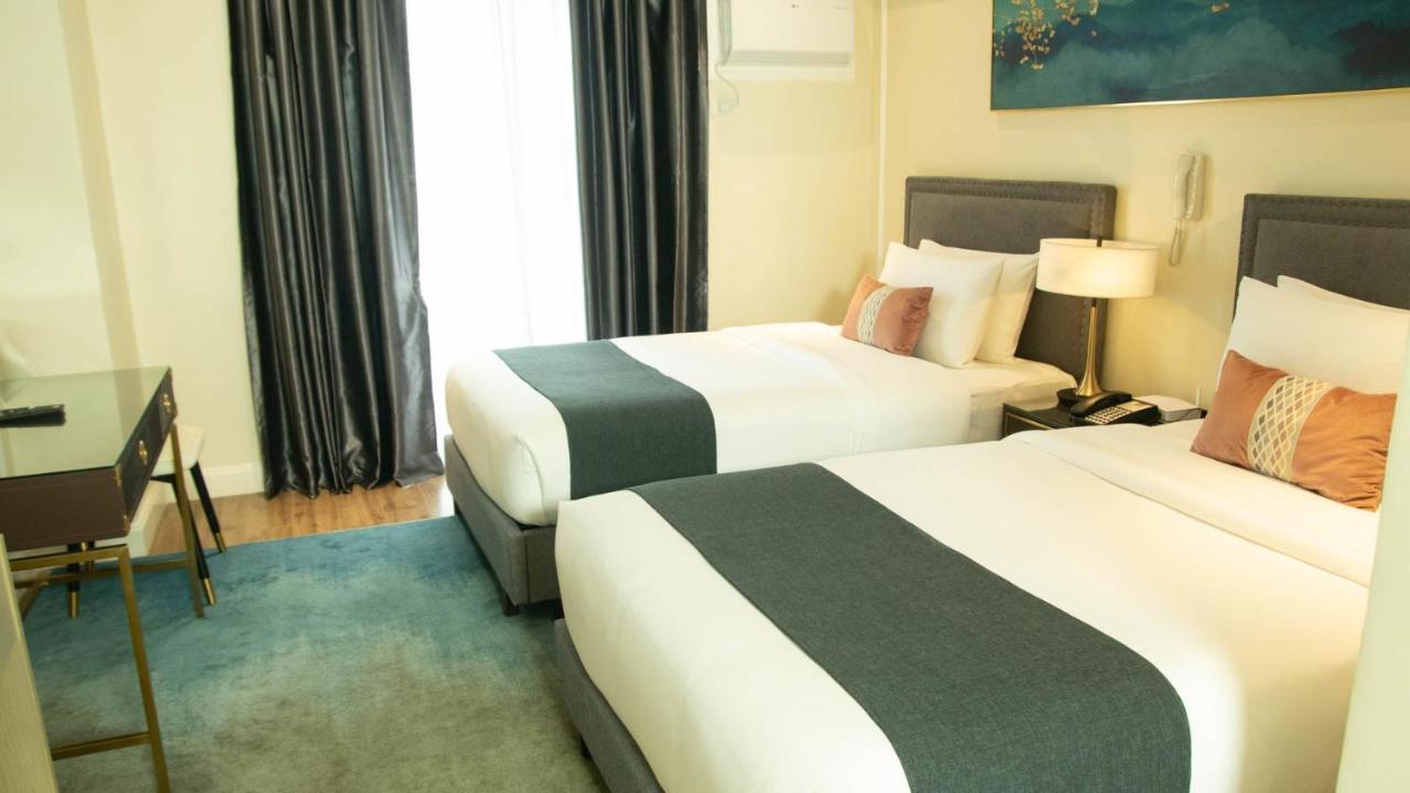Noble Cebu Hotel Extérieur photo